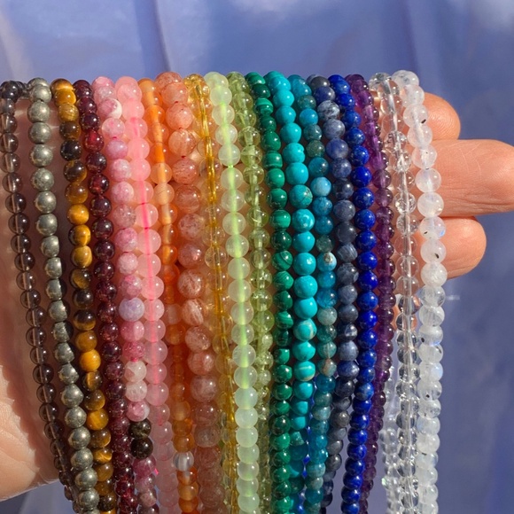 Crystal necklace of ur choice: rose quartz, amethyst, citrine, turquoise, jade. - Picture 1 of 6